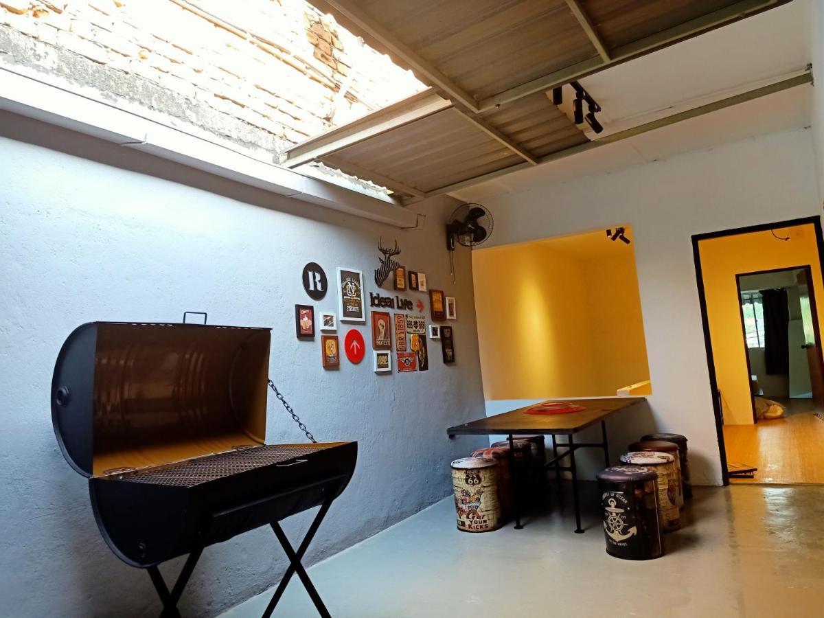Cozy Homestay With Karaoke System & Pool Table Kuala Lumpur Exterior photo