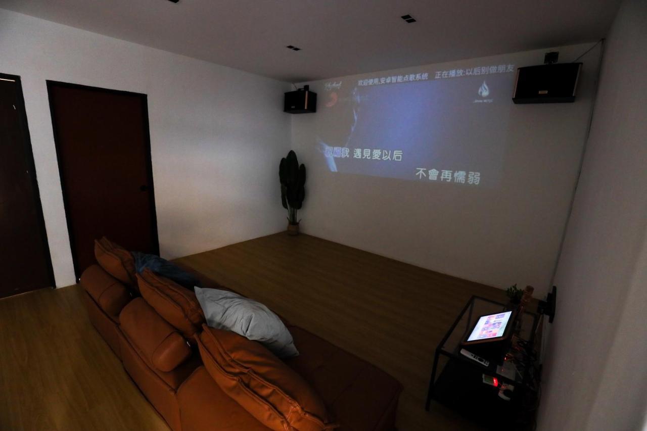 Cozy Homestay With Karaoke System & Pool Table Kuala Lumpur Exterior photo